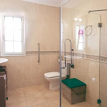 Binibequer Vell Sleeps 6 With Pool And Air Con 别墅